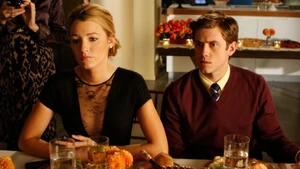 Imagem preta do episódio "The Treasure of Serena Madre" de Gossip Girl.